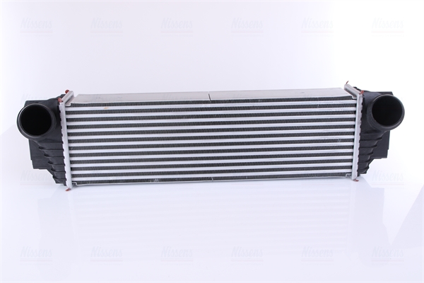 NISSENS 96100 Intercooler