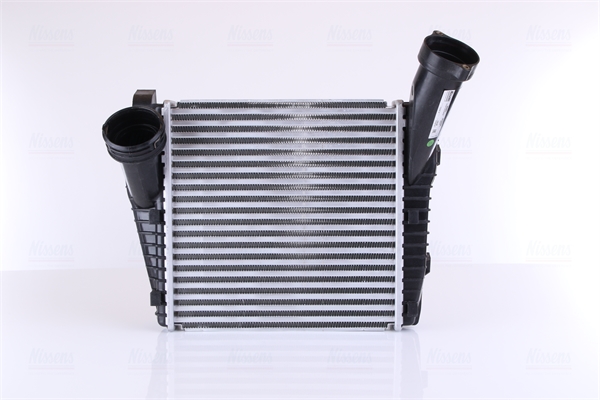 NISSENS 96687 Intercooler