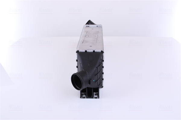 NISSENS 96733 Intercooler