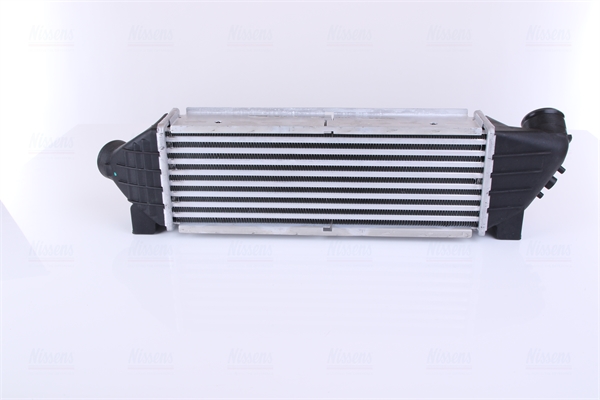 NISSENS 96733 Intercooler