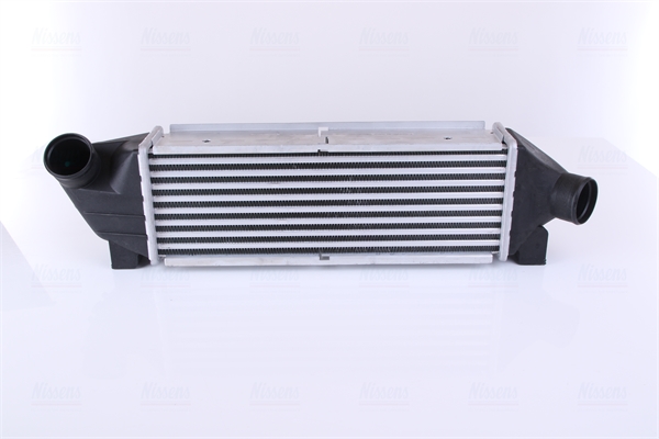 NISSENS 96733 Intercooler