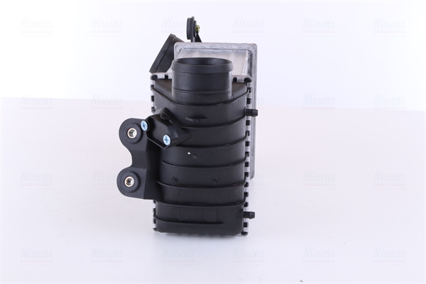 NISSENS 96747 Intercooler