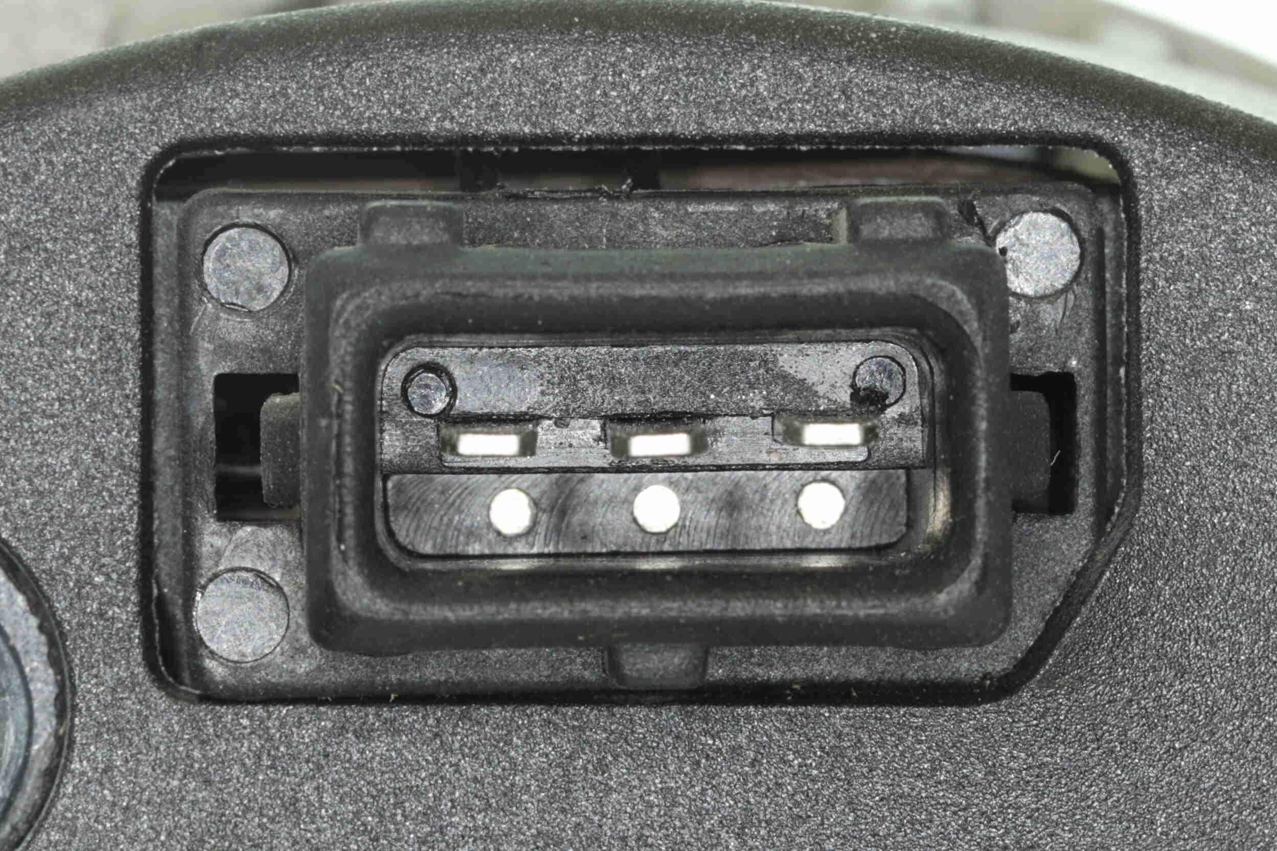 VEMO V20-13-50016 Generator