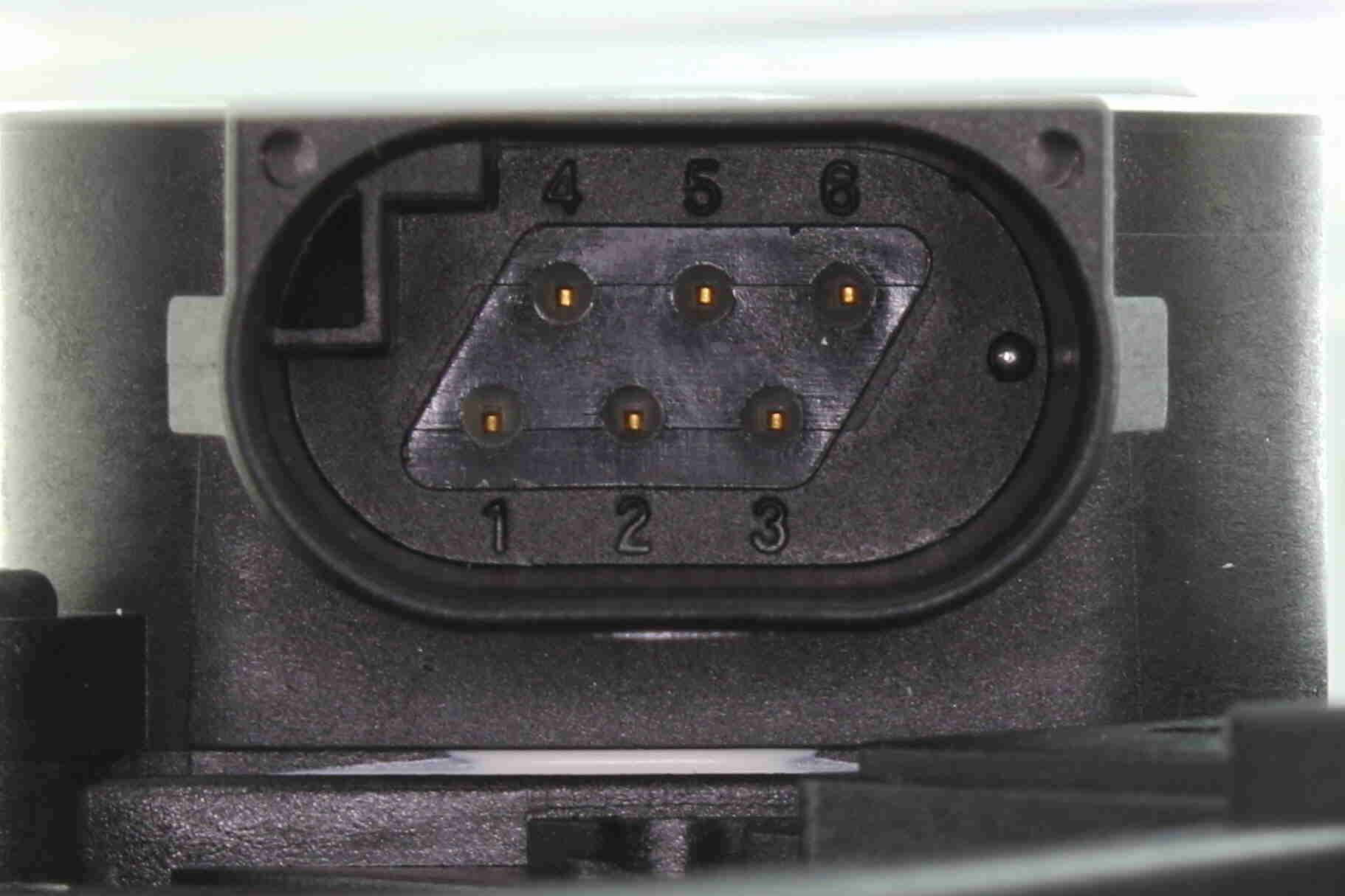 VEMO V30-82-0005 Original VEMO Quality Αισθητήρας, θέση του πεντάλ γκαζιού for MERCEDES-BENZ