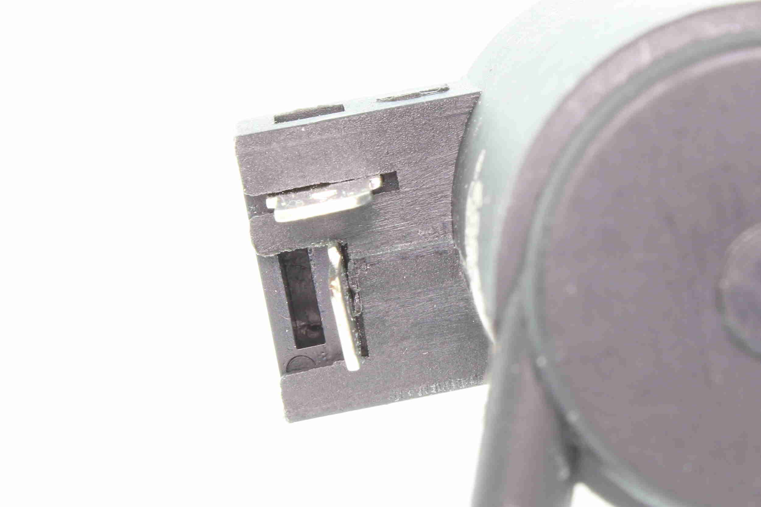 VEMO V42-08-0002 Green Mobility Parts Vaskevannspumpe, vindusspyler