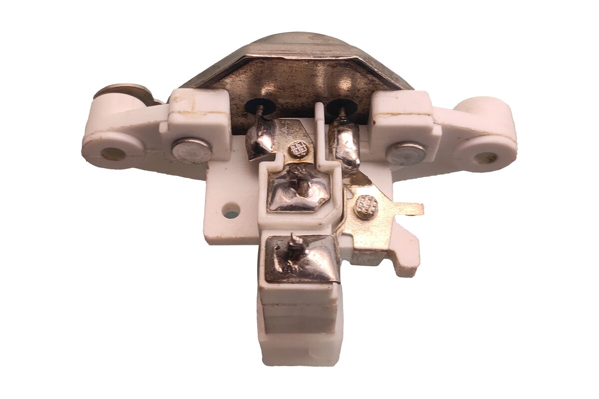Alternator Regulator 2
