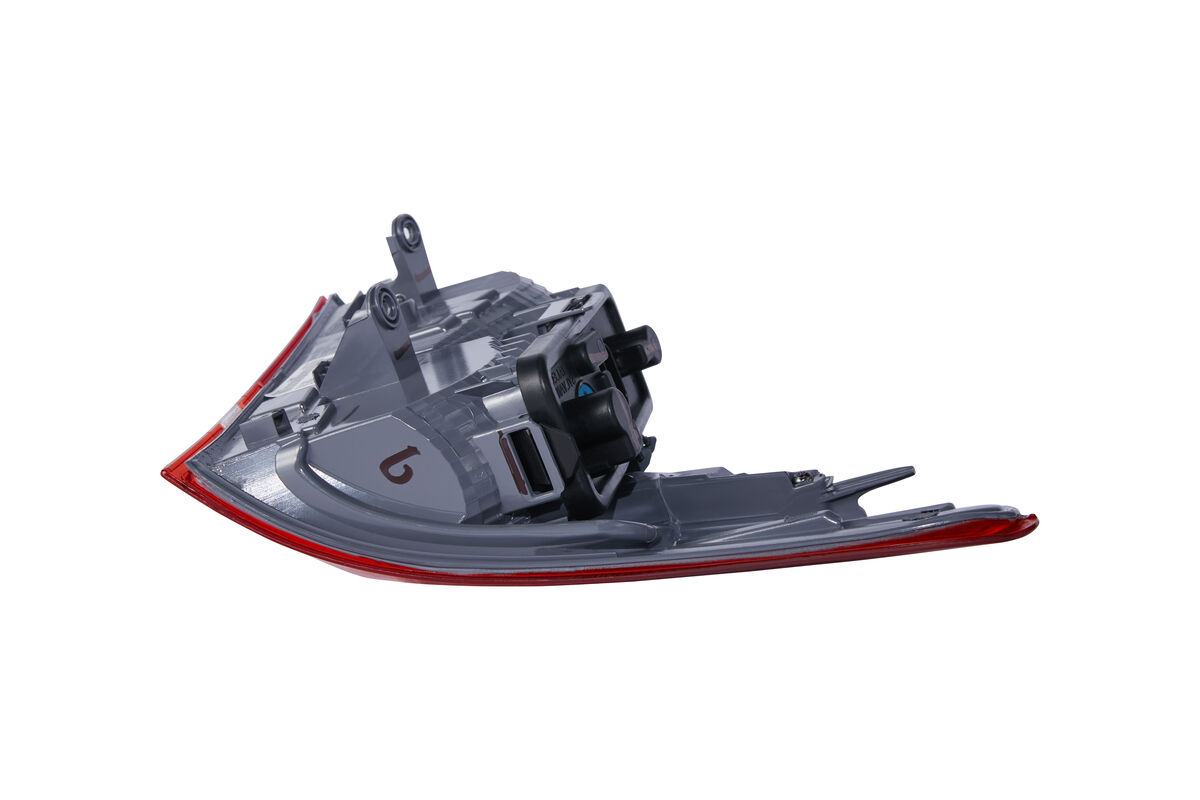 Tail Light Assembly 2