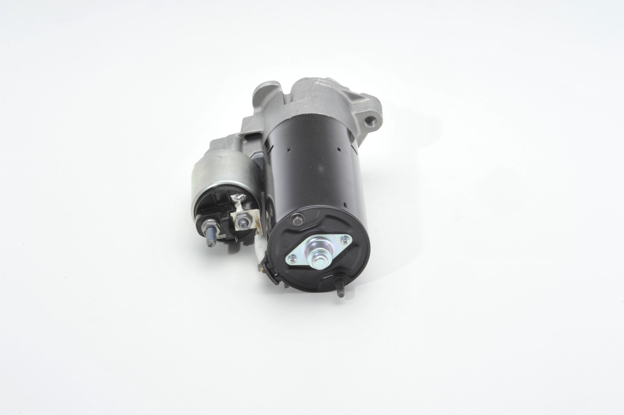 BOSCH 0 001 110 136 Starter