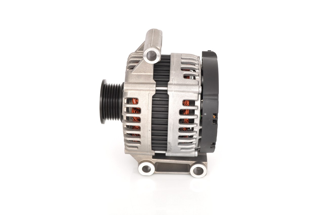 BOSCH 0 121 615 107 Alternator