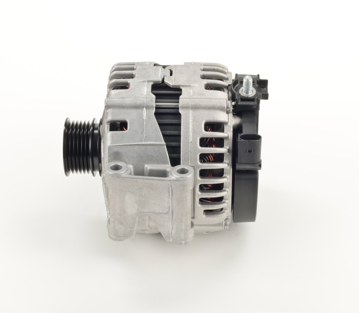 BOSCH 0 121 813 101 Alternator