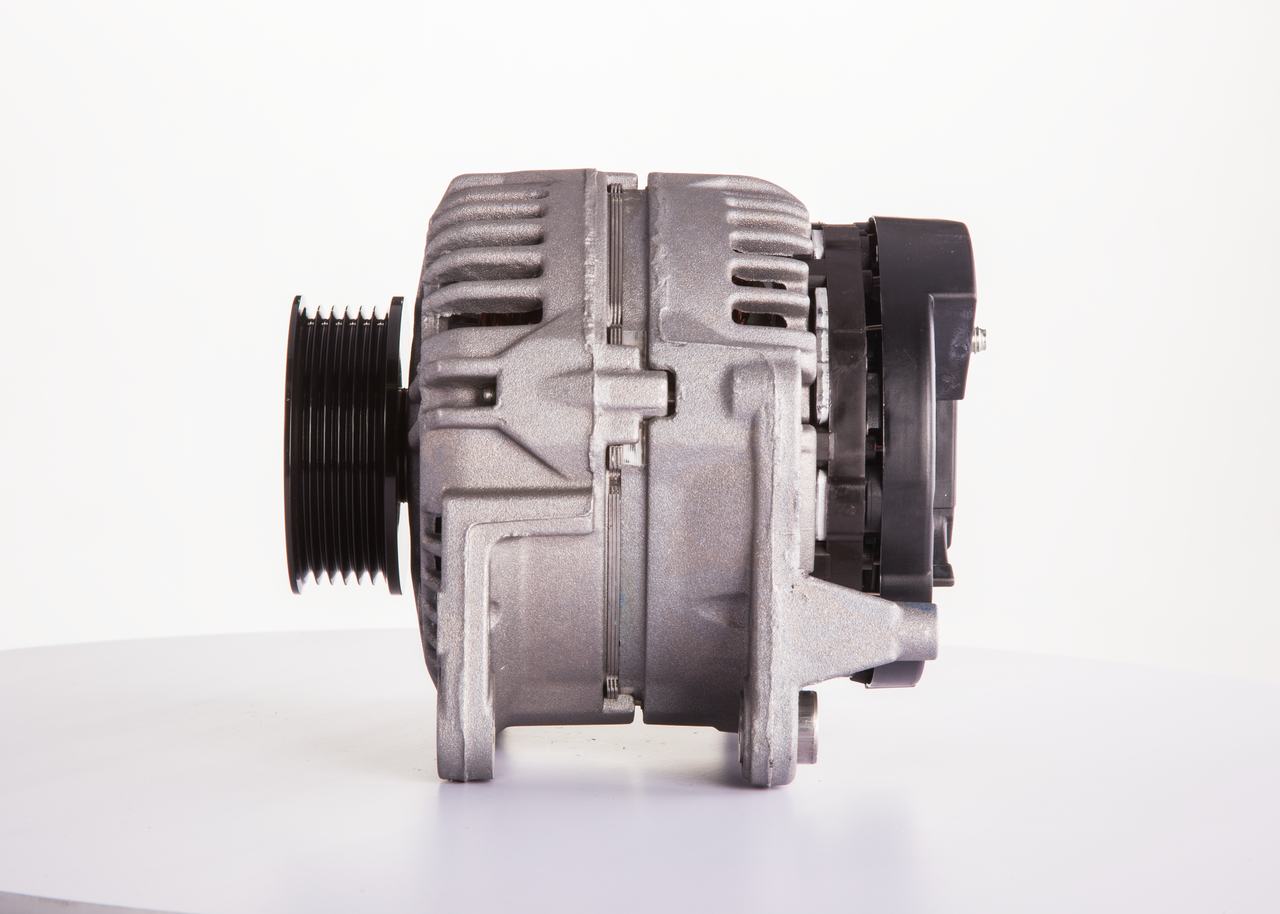 BOSCH 0 124 325 120 Alternator