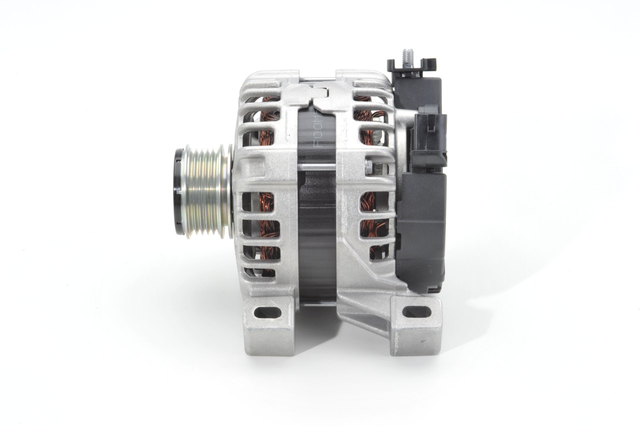 BOSCH 0 125 711 048 Alternatore