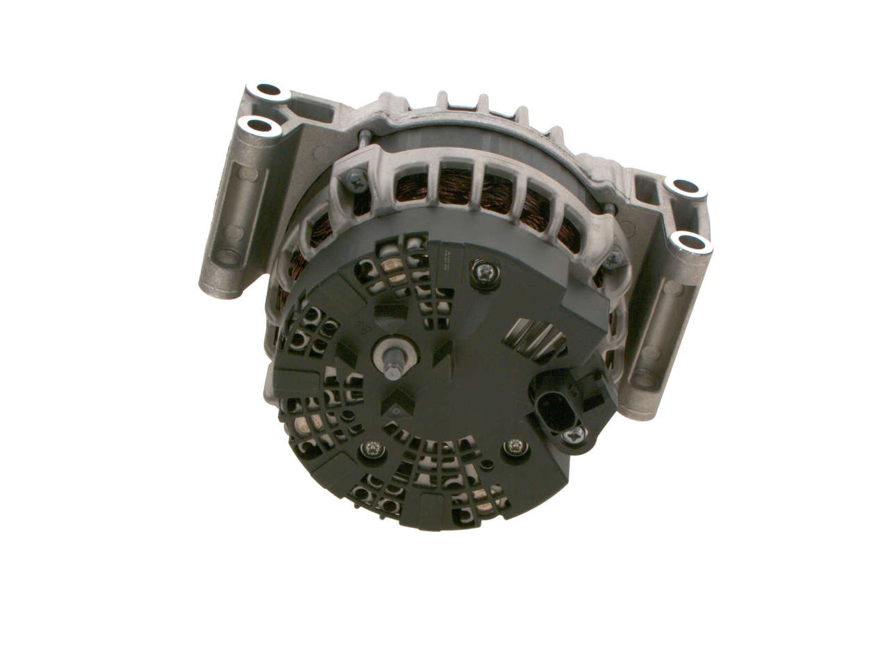 BOSCH 0 125 811 051 Alternatore