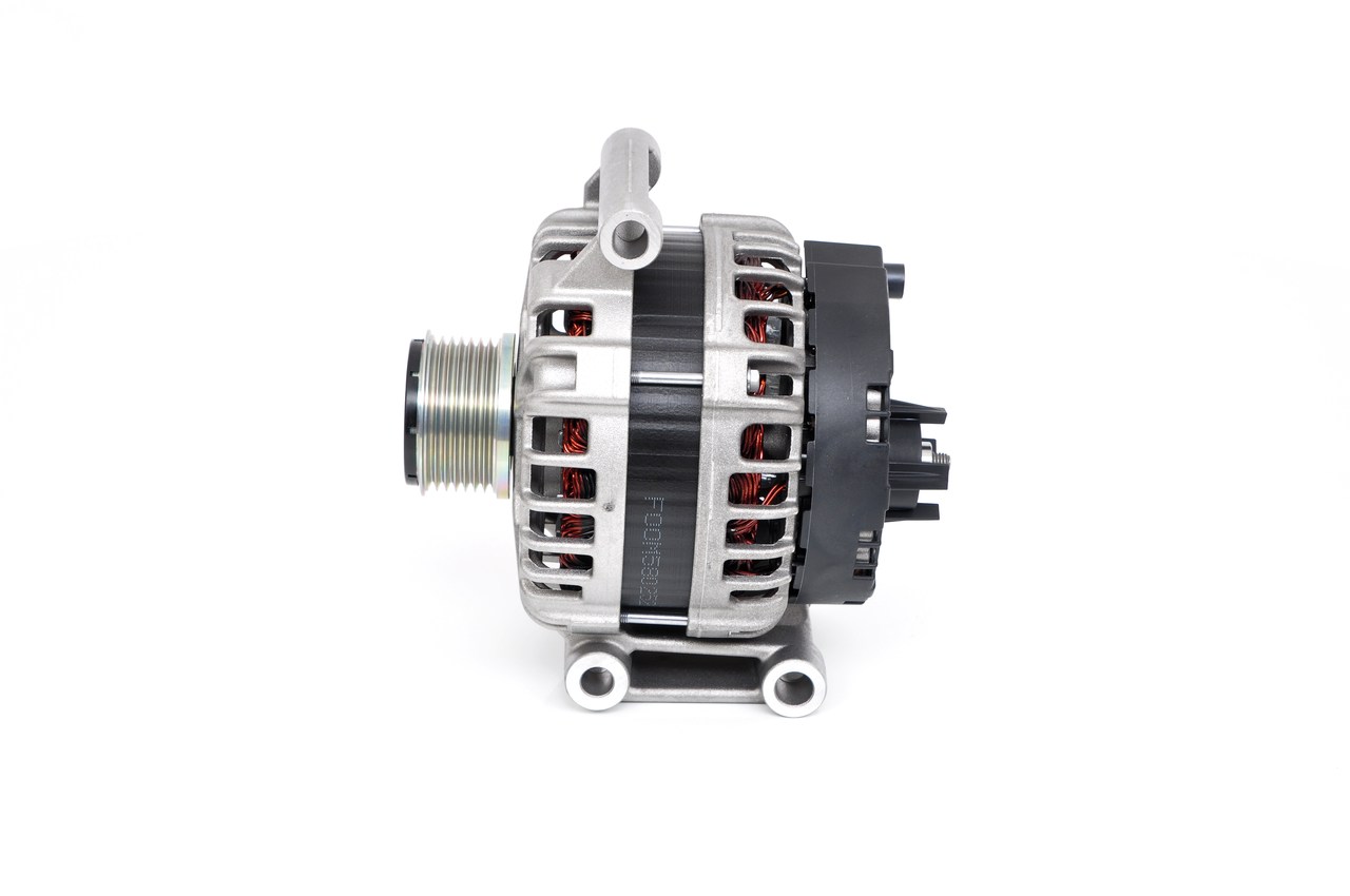 BOSCH 0 125 811 085 Alternator