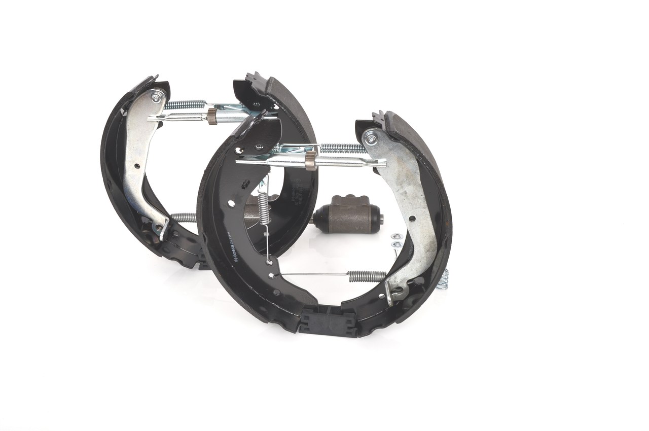 BOSCH 0 204 114 531 KIT SUPERPRO Bremsbackensatz