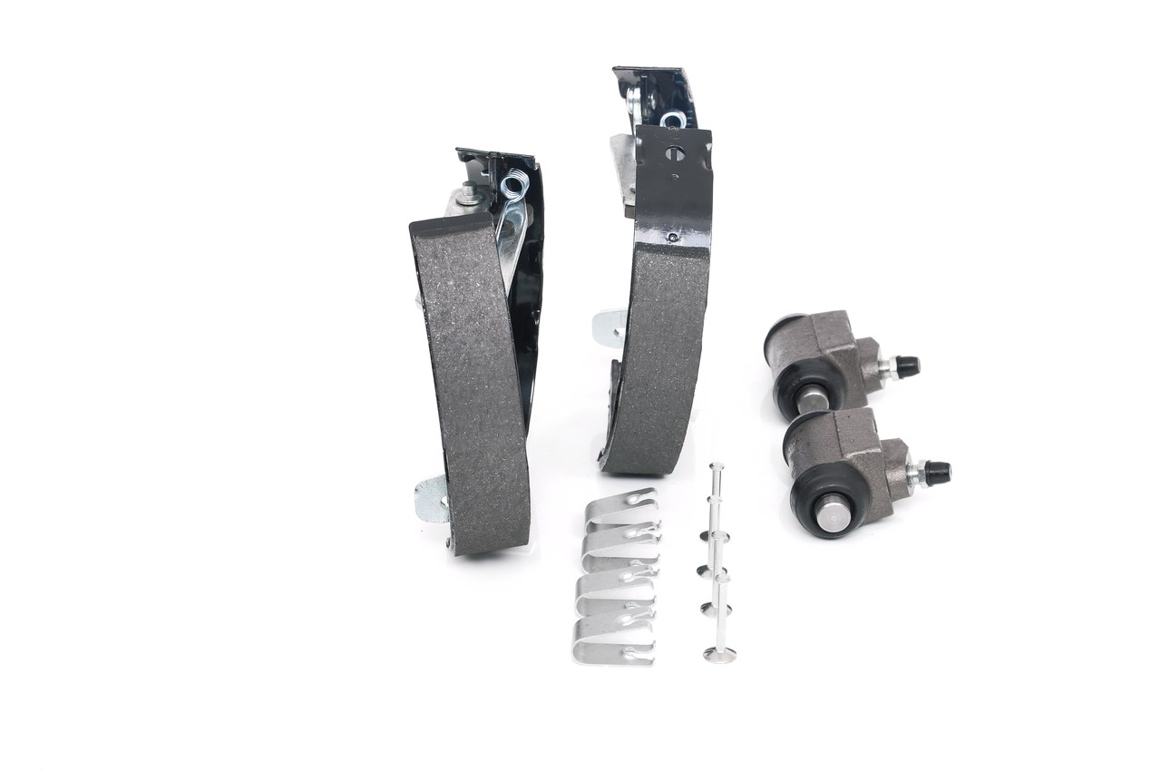 BOSCH 0 204 114 584 KIT SUPERPRO Bremsbackensatz