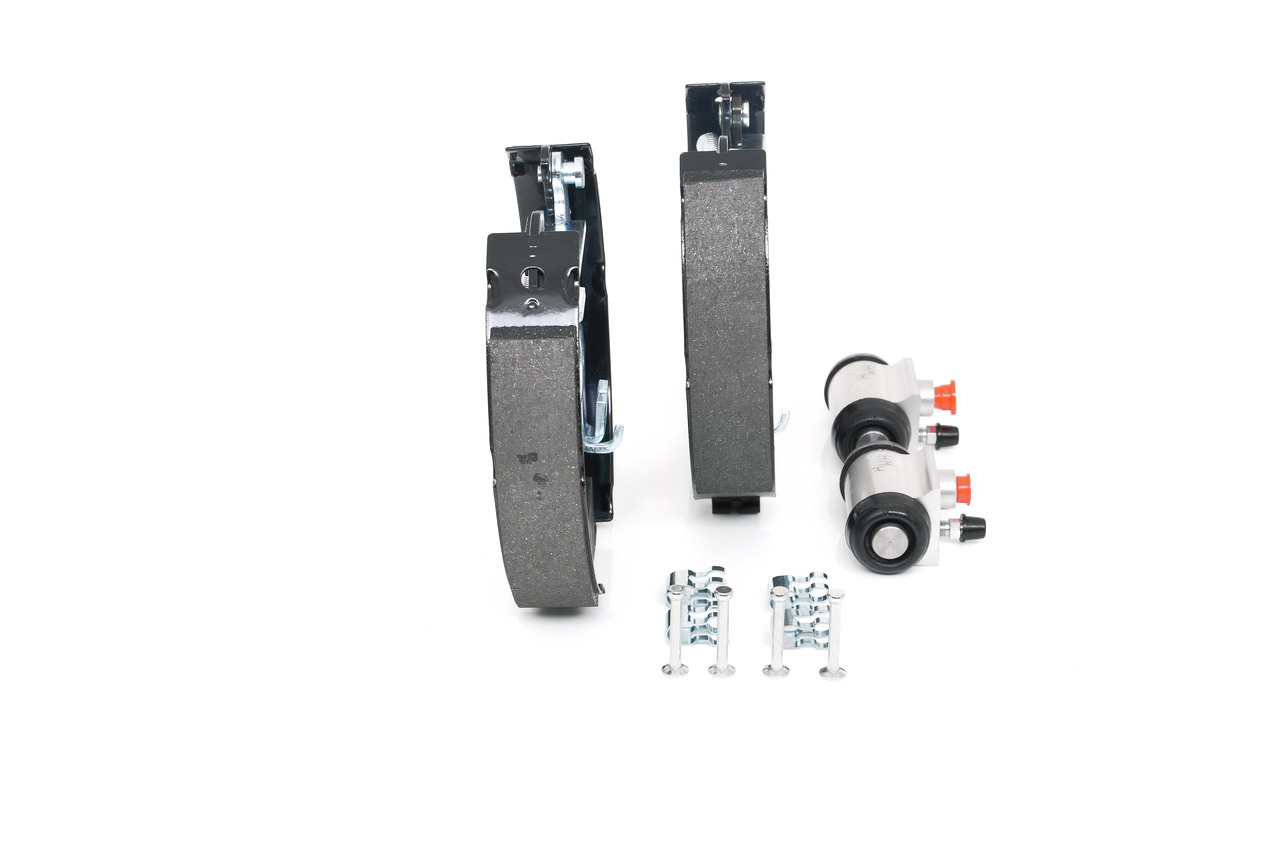 BOSCH 0 204 114 616 KIT SUPERPRO Bremsbackensatz