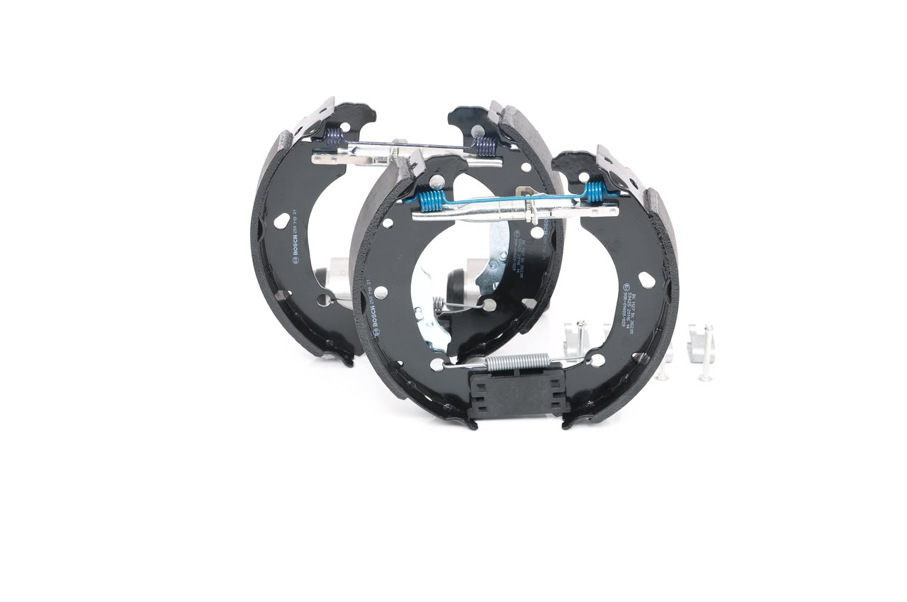 BOSCH 0 204 114 621 KIT SUPERPRO Bremsbackensatz