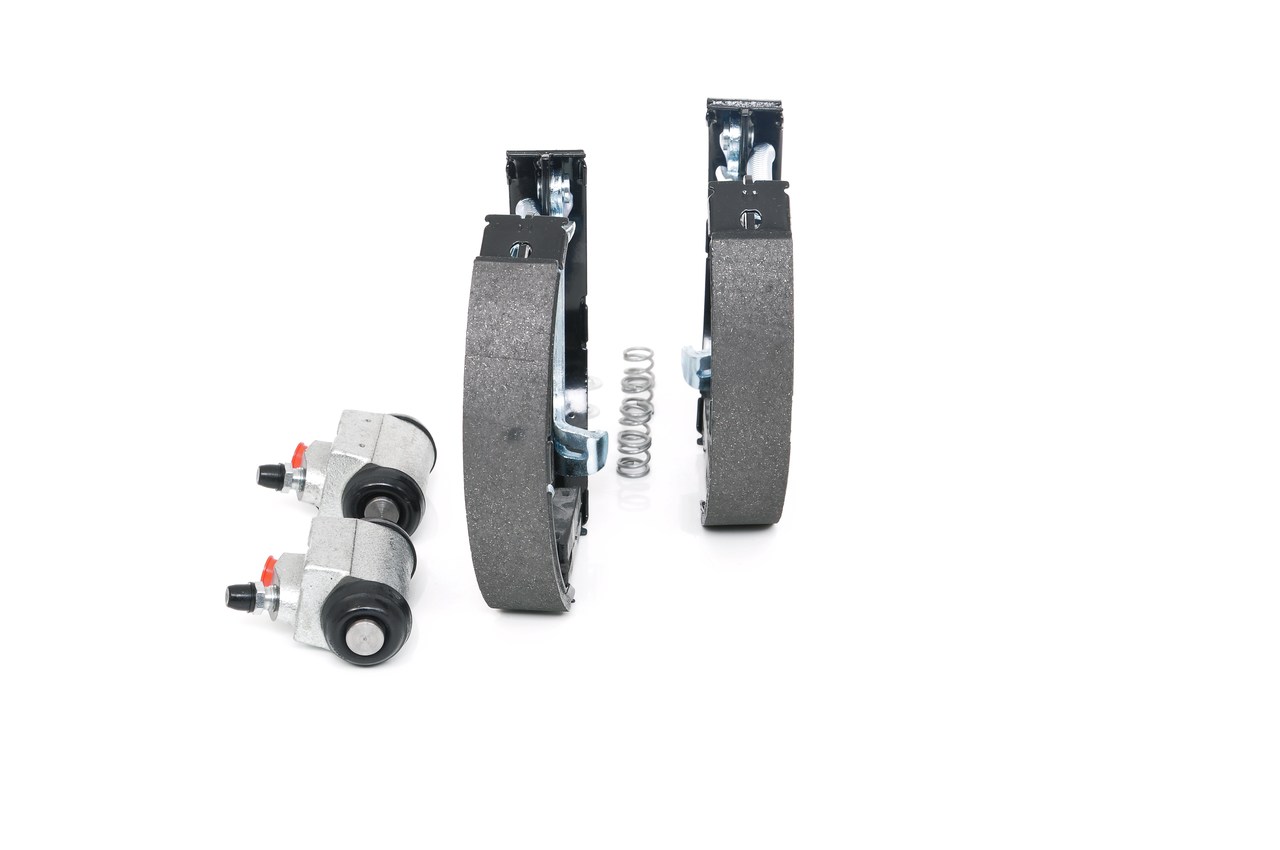 BOSCH 0 204 114 673 KIT SUPERPRO Bremsbackensatz