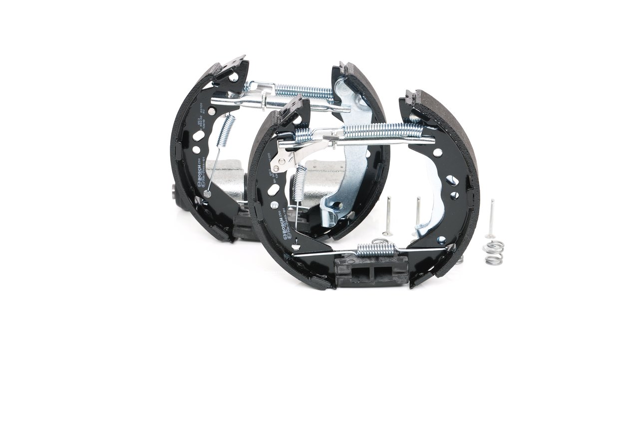 BOSCH 0 204 114 673 KIT SUPERPRO Bremsbackensatz