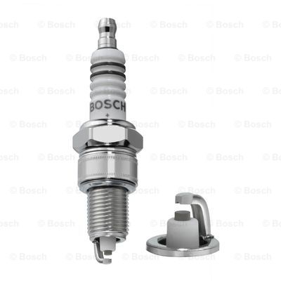 BOSCH 0 242 225 626 Spark Plug