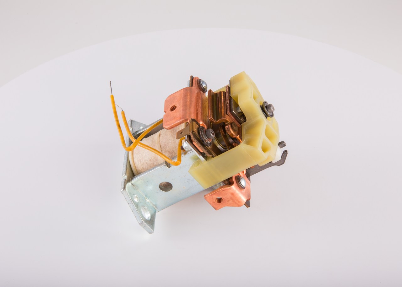 Relè, Motorino d'avviamento