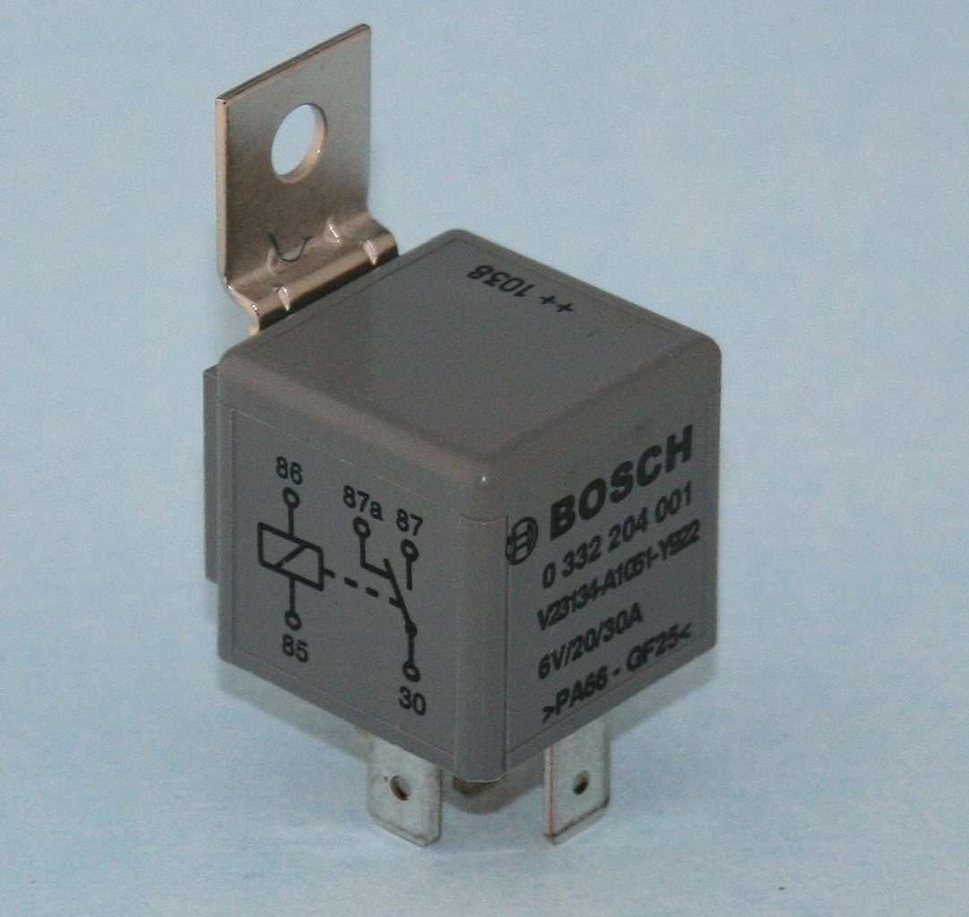 BOSCH 0 332 204 001 Relais, Steuergerät-Motormanagement