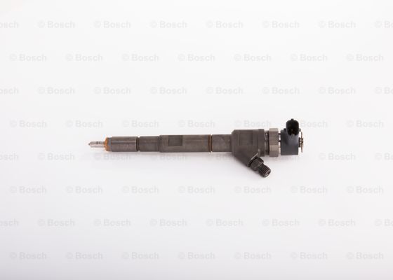 BOSCH 0 445 110 277 Iniettore