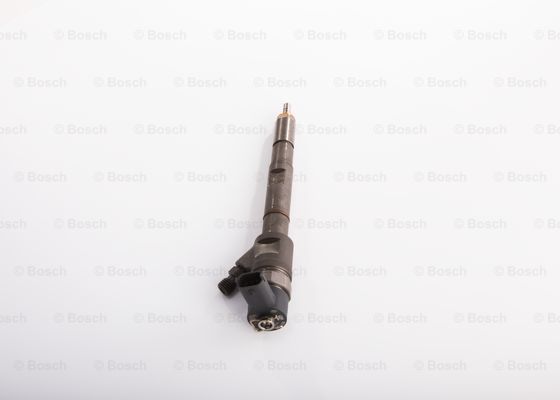 BOSCH 0 445 110 277 Iniettore