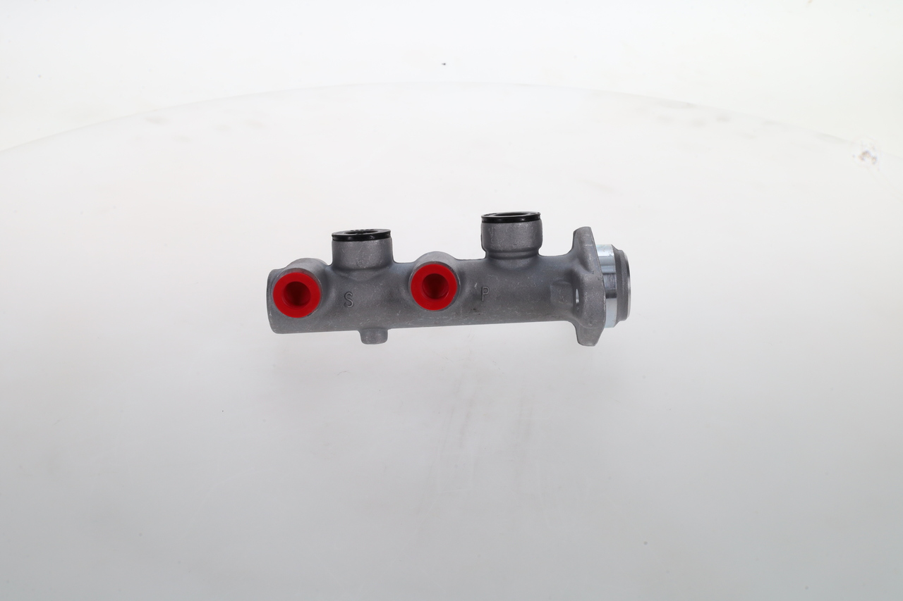 Brake Master Cylinder 3