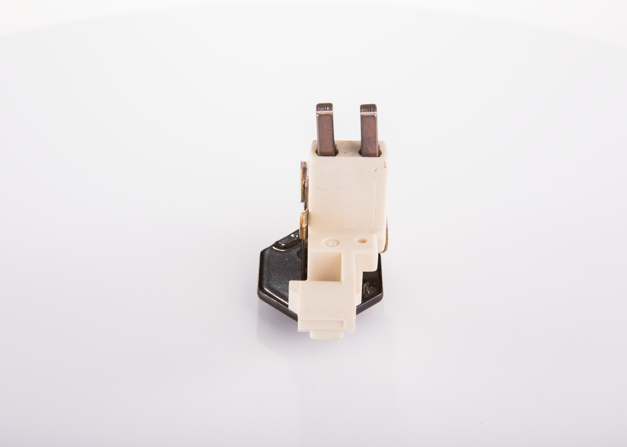 BOSCH 1 197 311 522 Generatorregler