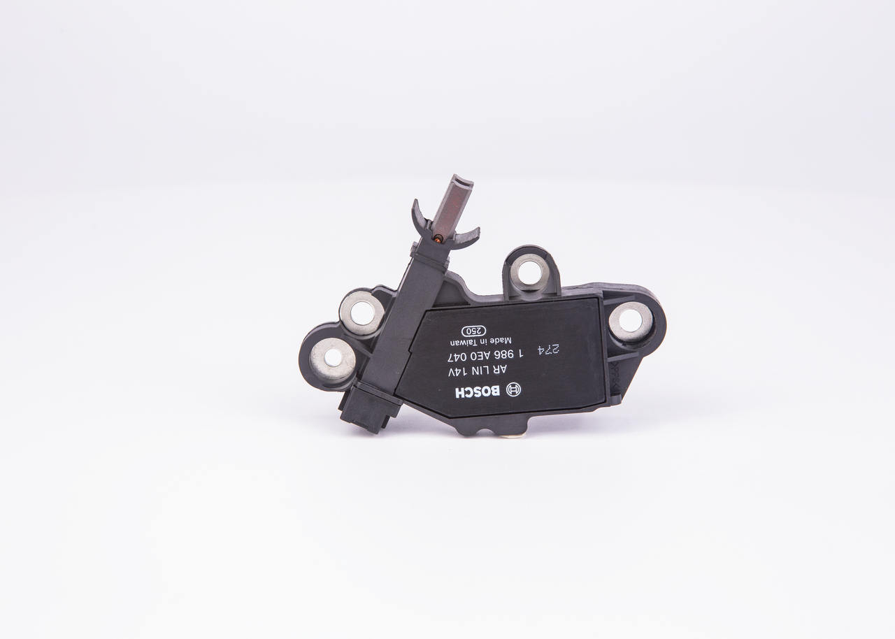 BOSCH 1 986 AE0 047 Dynamoregulator