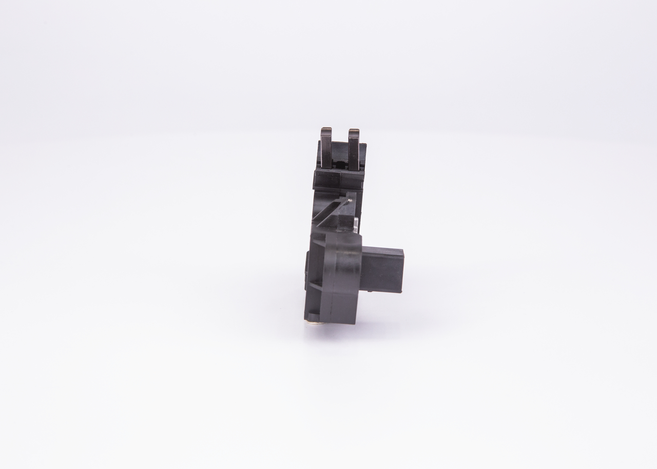 BOSCH 1 986 AE0 047 Dynamoregulator