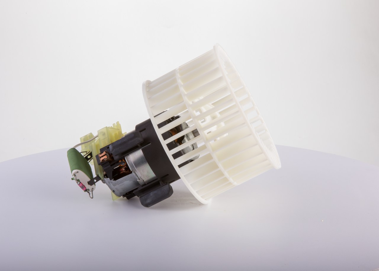 BOSCH 3 137 020 030 Elektromotor, Innenraumgebläse