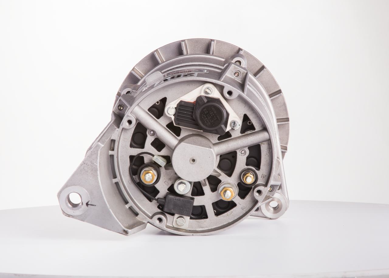 BOSCH 9 120 456 034 Generator