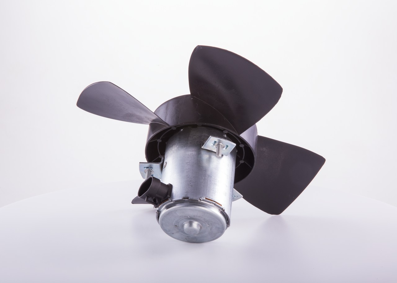 BOSCH 9 130 451 171 Elektromotor, Kühlerlüfter