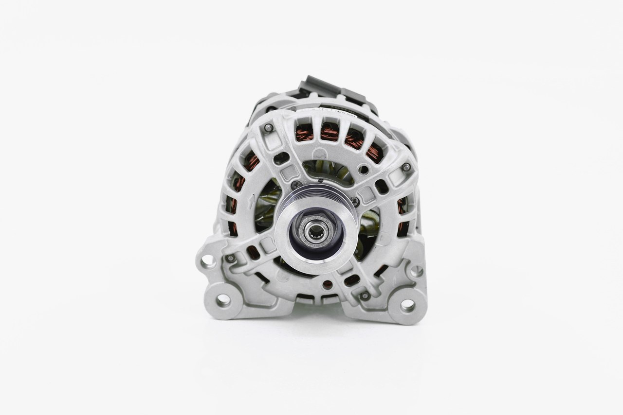 BOSCH F 000 BL0 6C0 Dynamo