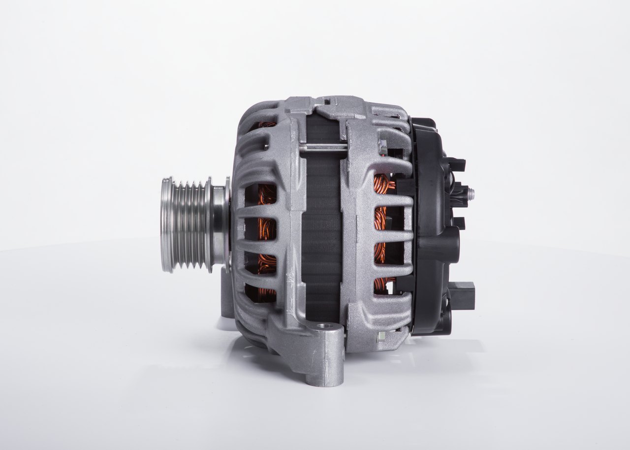 BOSCH F 000 BL0 7E3 Alternator