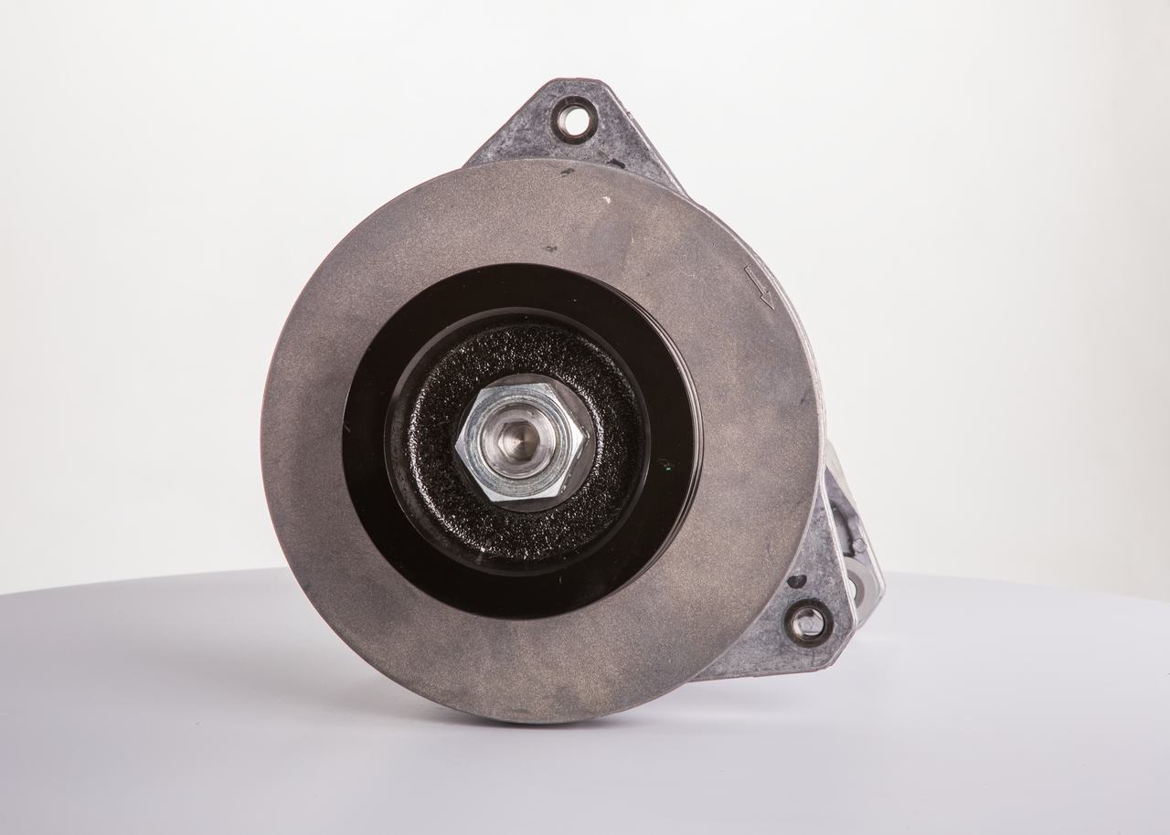 BOSCH F 000 LD0 208 Generator