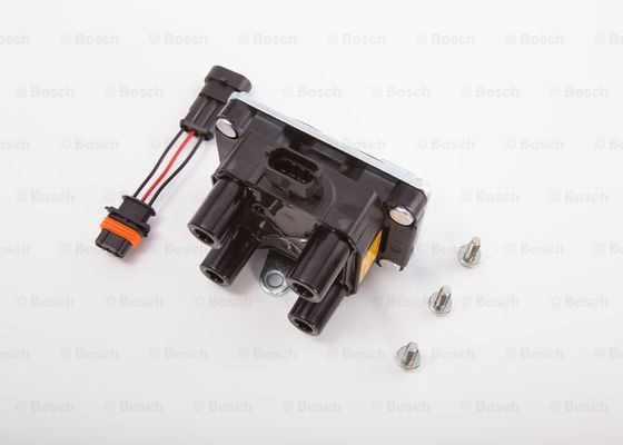 BOSCH F 000 ZS0 222 Bobina d'accensione