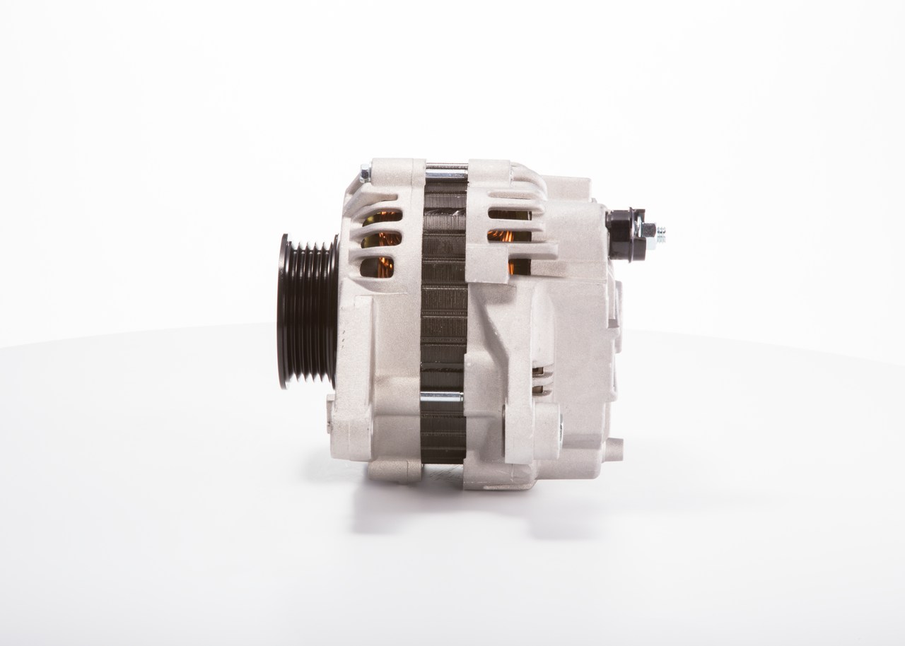 BOSCH F 042 303 069 Alternator