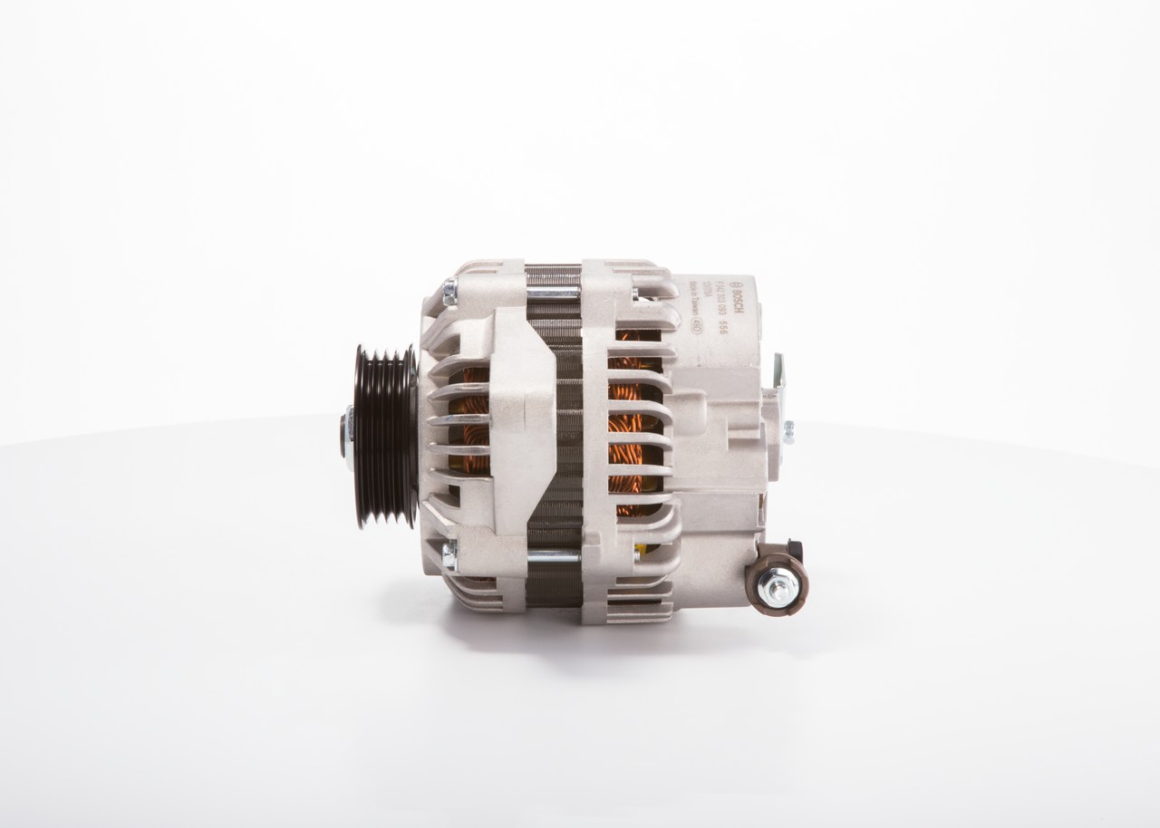 BOSCH F 042 303 093 Alternator