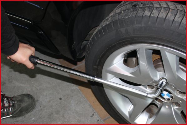 KS TOOLS 518.1130 Kľúč na matice kolies