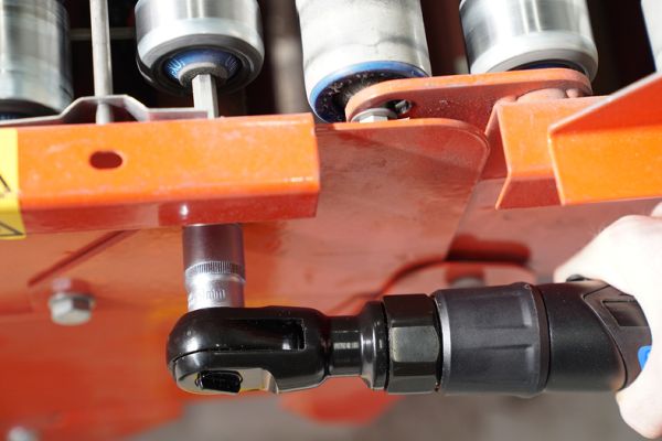 KS TOOLS BT160600 Skralleskrutrekker (trykkluftdrevet)