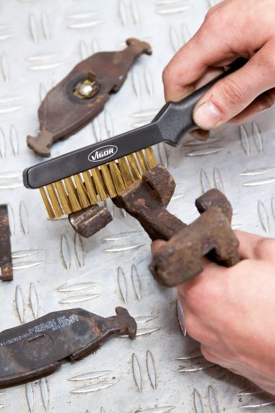 VIGOR V2249 Stålbørste, bremsecaliper rengjøring