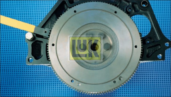 Stop Spanner, flywheel 2