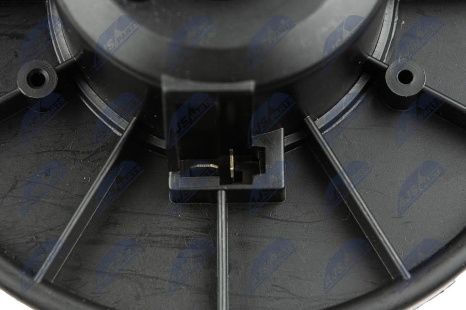 NTY EWN-TY-001 Ventilator, habitaclu