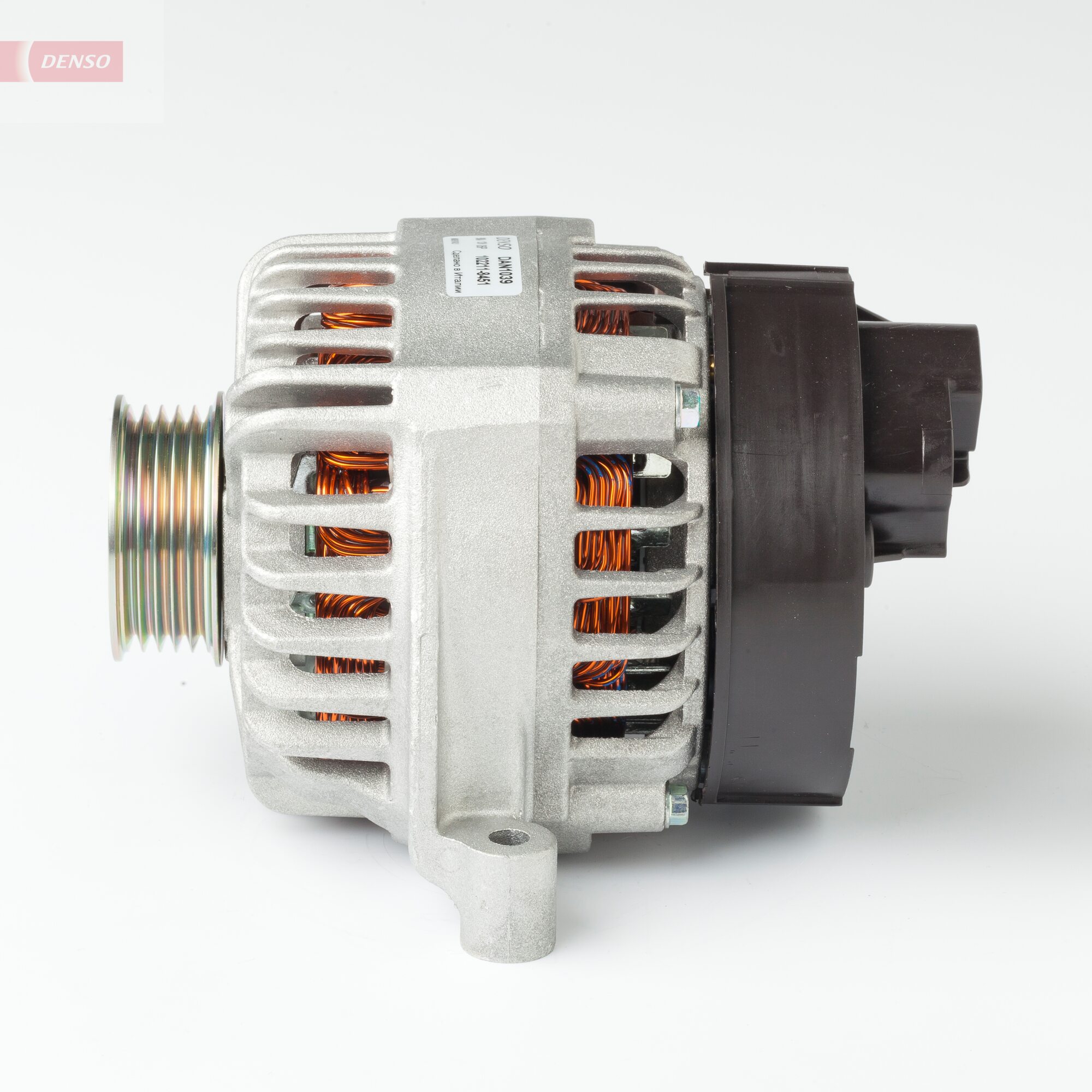 DENSO DAN1039 Alternator