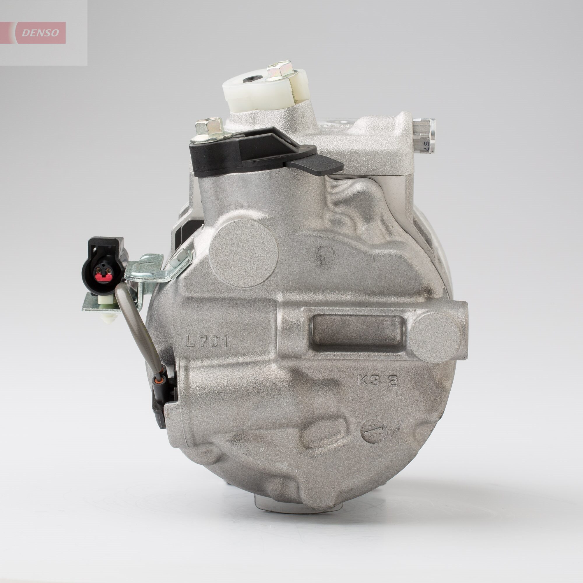 DENSO DCP14013 Compressor, air conditioning for LAND ROVER