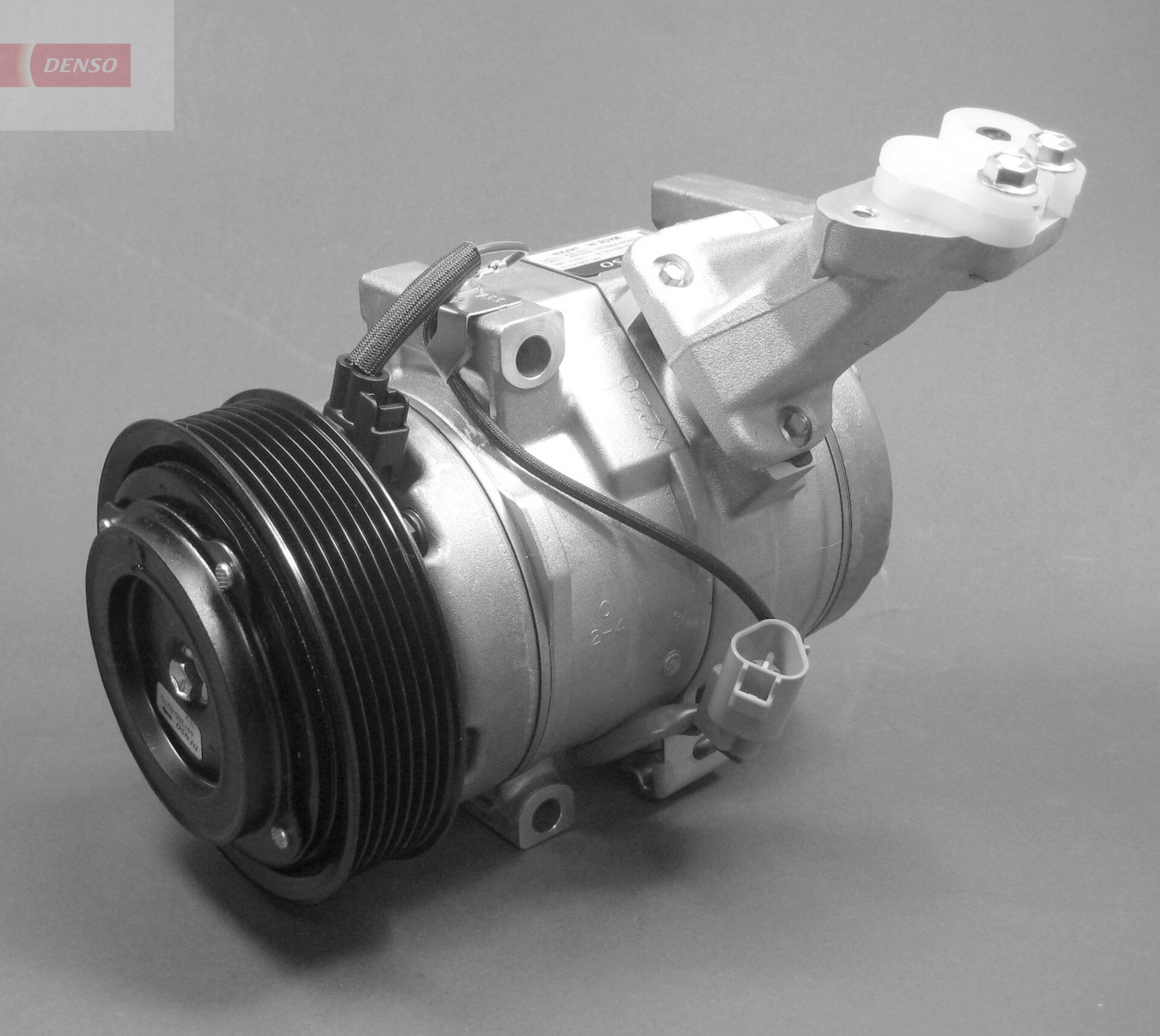 DENSO DCP50221 Compressor, air conditioning for TOYOTA